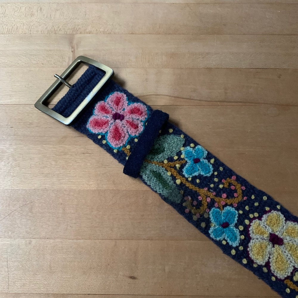 Anthro knitted belt